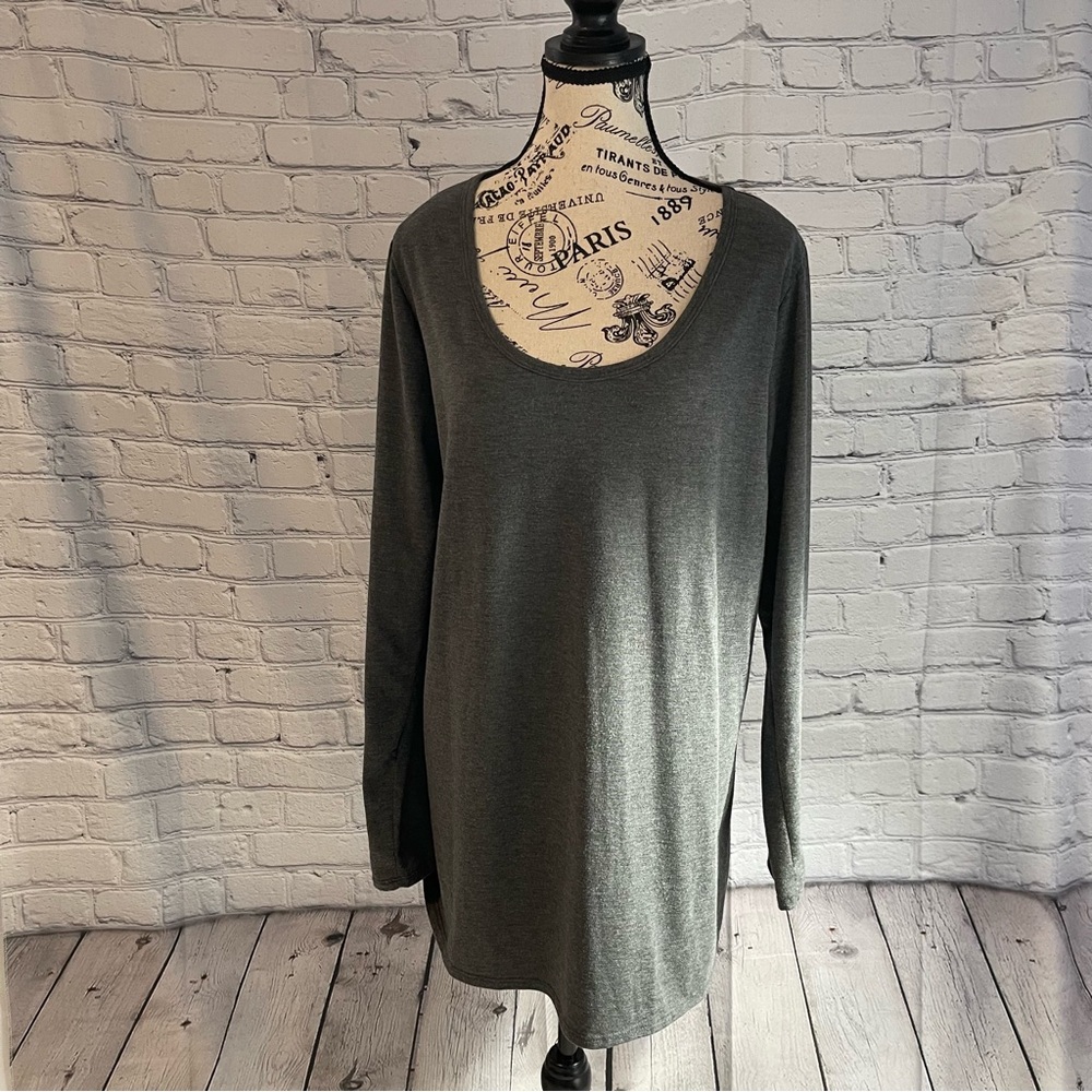 Lularoe Lynnae Ladie’s Plus Size 2XL Pullover Long Sleeve Cloud Gray Shirt NWOT